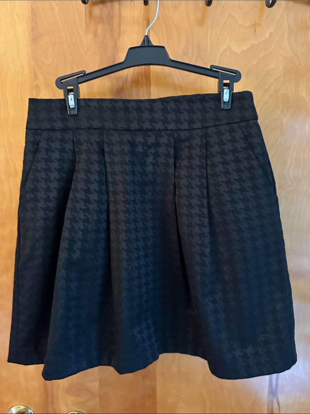 Halogen Black Houndstooth Skater Skirt